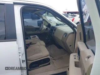 2005 Ford F-150 XLT с VIN 1FTPW12565FB05500, выставлен на аукционе IAAI как лот 42667501 с пробегом 198 383 миль миль и . История ставок и продаж доступна на DreamBid. Изображение 5.