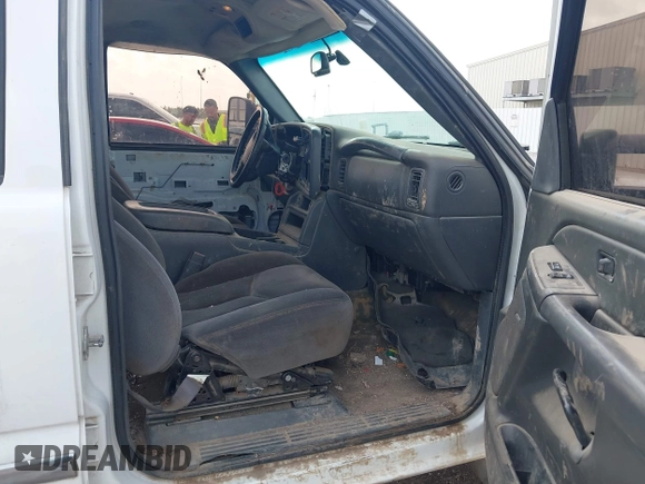 2006 GMC Sierra 2500HD SLT with VIN 1GTHK23GX6F157025, listed as a IAAI auction lot 42629528 with 245,784 mi miles and . Bid and sale history available at DreamBid. Image 5.