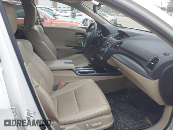 2016 Acura RDX with VIN 5J8TB4H3XGL029013, listed as a IAAI auction lot 41452976 with 131,932 mi miles. Bid and sale history available at carsss.com. Image 5.