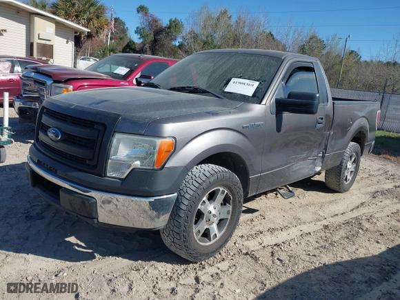 2014 Ford F-150 XL with VIN 1FTMF1CM3EFC57890, listed as a IAAI auction lot 41908369 with 228,743 mi miles. Bid and sale history available at carsss.com. Image 18.
