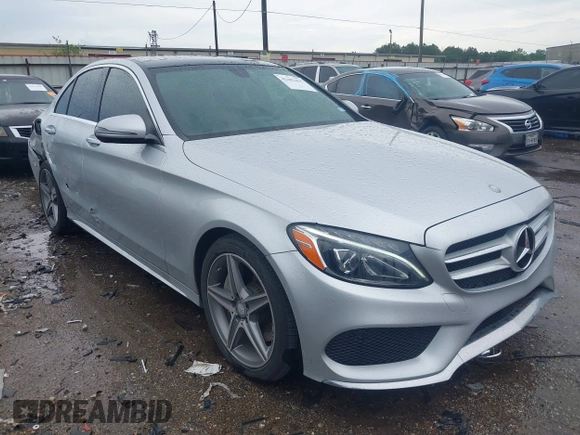 2016 Mercedes-Benz C 300 Luxury z VIN 55SWF4KBXGU177745, wystawiony jako IAAI lot #42483435 z przebiegiem 46 224 mil mil oraz . Historia ofert i sprzedaży dostępna na DreamBid. Obrazek 1.