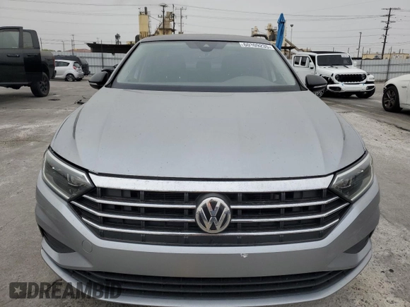 2020 Volkswagen Jetta SEL with VIN 3VWEB7BU5LM051890, listed as a Copart auction lot 60309235 with 49,846 mi miles and Salvage title. Bid and sale history available at DreamBid. Image 5.