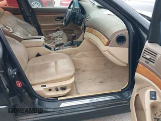 1997 BMW 5 Series 528i z VIN WBADD6321VBW05322, wystawiony jako IAAI lot #42284323 z przebiegiem 200 441 mil mil oraz . Historia ofert i sprzedaży dostępna na DreamBid. Obrazek 5.