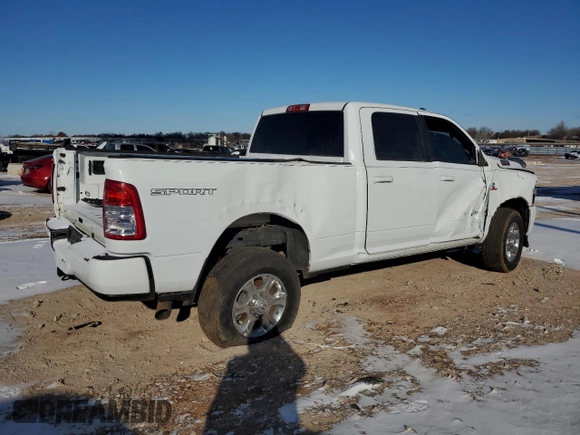 2022 Ram 2500 Big Horn with VIN 3C6UR5DL4NG405474, listed as a Copart auction lot 45743135 with 45,225 mi miles and Salvage Title. Bid and sale history available at carsss.com. Image 3.