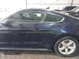 2021 Ford Mustang EcoBoost z VIN 1FA6P8TH4M5126706, wystawiony jako IAAI lot #42465164 z przebiegiem 49 795 mil mil oraz . Historia ofert i sprzedaży dostępna na DreamBid. Obrazek 14.