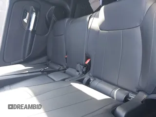 2021 Mercedes-Benz GLB 250 z VIN W1N4M4HB0MW104535, wystawiony jako IAAI lot #41585488 z przebiegiem 33 409 mil mil oraz . Historia ofert i sprzedaży dostępna na DreamBid. Obrazek 8.