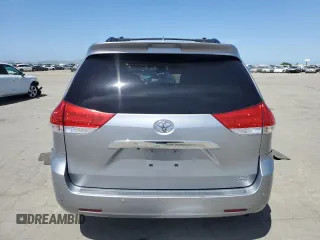 2013 Toyota Sienna XLE with VIN 5TDDK3DC2DS053531, listed as a Copart auction lot 54243695 with 110,000 mi miles and Salvage Title. Bid and sale history available at DreamBid. Image 6.