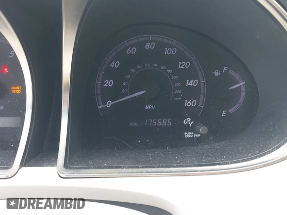 2011 Toyota Avalon with VIN 4T1BK3DB5BU403902, listed as a IAAI auction lot 41472945 with 175,685 mi miles and . Bid and sale history available at DreamBid. Image 15.