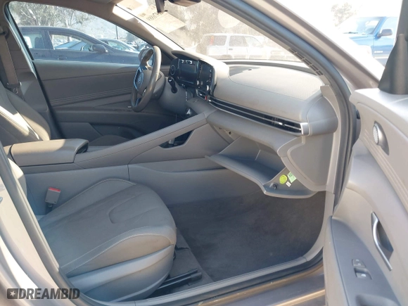 2021 Hyundai Elantra SEL with VIN KMHLS4AG9MU126944, listed as a IAAI auction lot 41976889 with 37,950 mi miles. Bid and sale history available at carsss.com. Image 5.