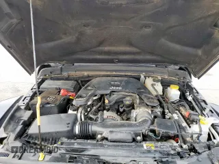 2020 Jeep Gladiator Mojave z VIN 1C6JJTEG8LL207481, wystawiony jako Copart lot #58009665 z przebiegiem 57 479 mil mil oraz Szkoda całkowita • Salvage title. Historia ofert i sprzedaży dostępna na DreamBid. Obrazek 11.