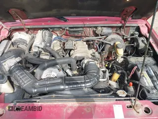 1994 Ford Ranger Splash z VIN 1FTCR11U0RTA95519, wystawiony jako IAAI lot #42476046 z przebiegiem 258 841 mil mil oraz . Historia ofert i sprzedaży dostępna na DreamBid. Obrazek 10.