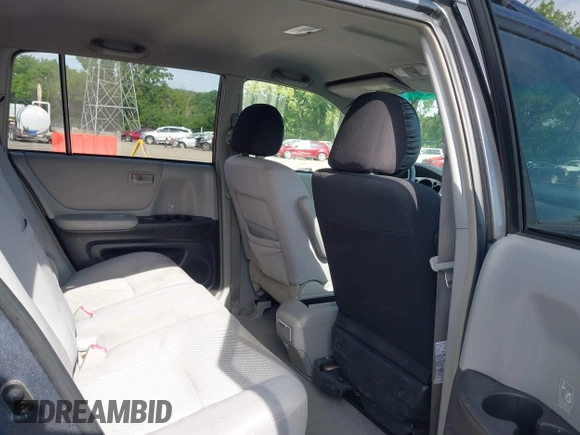 2006 Toyota Highlander w/3rd Row z VIN JTEEP21A460169785, wystawiony jako IAAI lot #42285811 z przebiegiem 254 648 mil mil oraz . Historia ofert i sprzedaży dostępna na DreamBid. Obrazek 8.
