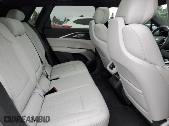 2024 Cadillac LYRIQ Luxury z VIN 1GYKPSRL1RZ138162, wystawiony jako Copart lot #51017895 z przebiegiem 905 mil mil oraz Szkody całkowita. Historia ofert i sprzedaży dostępna na DreamBid. Obrazek 11.