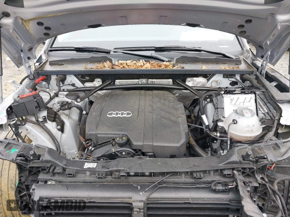 2022 Audi Q5 S line Premium Plus with VIN WA1EAAFY7N2002131, listed as a IAAI auction lot 42496307 with 25,840 mi miles and . Bid and sale history available at DreamBid. Image 10.