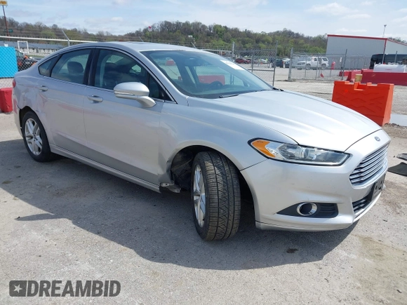 2013 Ford Fusion SE with VIN 3FA6P0HR6DR247396, listed as a IAAI auction lot 41925395 with 111,230 mi miles. Bid and sale history available at carsss.com. Image 1.