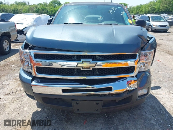 2011 Chevrolet Silverado 1500 LT with VIN 1GCRCSE05BZ202981, listed as a IAAI auction lot 42136318 with 106,277 mi miles and . Bid and sale history available at DreamBid. Image 11.