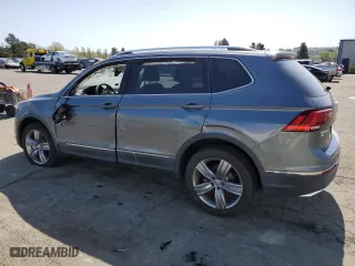 2021 Volkswagen Tiguan SE with VIN 3VV2B7AX2MM075326, listed as a Copart auction lot 52449985 with 8,034 mi miles and Salvage Title. Bid and sale history available at carsss.com. Image 2.