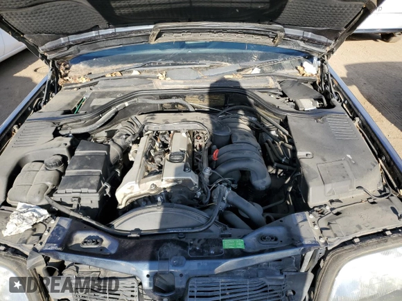 1999 Mercedes-Benz S 320/430/500 z VIN WDBGA33G6XA407104, wystawiony jako Copart lot #69530574 z przebiegiem Nie podano mil oraz Czysty tytuł • Clean title. Historia ofert i sprzedaży dostępna na DreamBid. Obrazek 11.