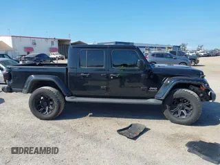 2020 Jeep Gladiator Overland with VIN 1C6HJTFG2LL149056, listed as a IAAI auction lot 41524168 with 113,503 mi miles and . Bid and sale history available at DreamBid. Image 13.