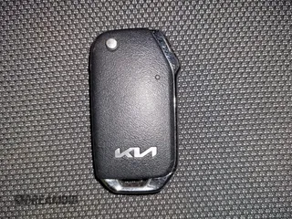 2022 Kia Forte LXS z VIN 3KPF24AD7NE497091, wystawiony jako IAAI lot #41894884 z przebiegiem 36 451 mil mil oraz . Historia ofert i sprzedaży dostępna na DreamBid. Obrazek 11.