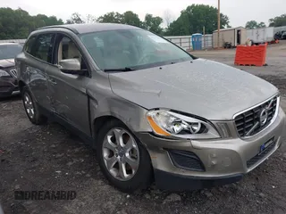 2013 Volvo XC60 3.2L with VIN YV4952DL4D2452677, listed as a IAAI auction lot 42273803 with 141,639 mi miles and . Bid and sale history available at DreamBid. Image 6.