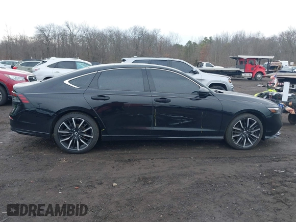 2023 Honda Accord Touring with VIN 1HGCY2F84PA019879, listed as a IAAI auction lot 41653979 with 25,125 mi miles and . Bid and sale history available at DreamBid. Image 13.