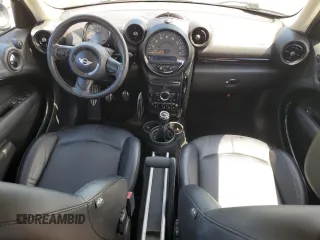 2015 MINI Countryman S z VIN WMWZC5C50FWT37709, wystawiony jako Copart lot #58422405 z przebiegiem 121 528 mil mil oraz Czysty tytuł • Clean title. Historia ofert i sprzedaży dostępna na DreamBid. Obrazek 8.