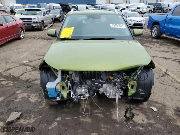 2024 Hyundai Venue Limited with VIN KMHRC8A39RU318724, listed as a Copart auction lot 85784864 with 14,411 mi miles and Salvage Title. Bid and sale history available at carsss.com. Image 5.