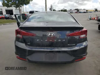 2019 Hyundai Elantra SE z VIN 5NPD74LF0KH489719, wystawiony jako Copart lot #44885965 z przebiegiem 47 545 mil mil oraz Nie do naprawy. Historia ofert i sprzedaży dostępna na DreamBid. Obrazek 6.