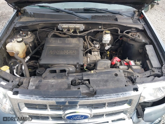 2010 Ford Escape Limited with VIN 1FMCU9EG1AKB89593, listed as a IAAI auction lot 41993888 with 121,175 mi miles. Bid and sale history available at carsss.com. Image 10.