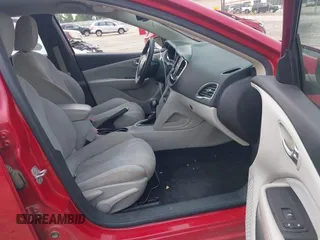2013 Dodge Dart SXT z VIN 1C3CDFBA7DD109990, wystawiony jako IAAI lot #42404524 z przebiegiem 210 000 mil mil oraz . Historia ofert i sprzedaży dostępna na DreamBid. Obrazek 5.