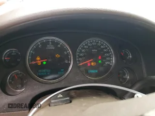 2010 Chevrolet Avalanche LTZ with VIN 3GNVKGE09AG250035, listed as a Copart auction lot 58019804 with 193,509 mi miles and Salvage Title. Bid and sale history available at carsss.com. Image 9.