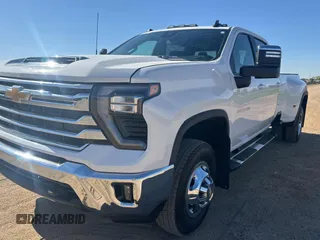 2024 Chevrolet Silverado 3500HD LT with VIN 1GC4YTEY4RF240866, listed as a Copart auction lot 80720054 with 6,929 mi miles and Salvage Title. Bid and sale history available at carsss.com. Image 2.