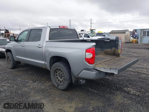 2017 Toyota Tundra Platinum z VIN 5TFAY5F12HX666144, wystawiony jako IAAI lot #41576751 z przebiegiem 131 514 mil mil oraz . Historia ofert i sprzedaży dostępna na DreamBid. Obrazek 3.