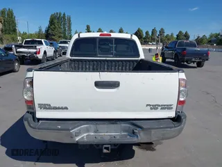 2009 Toyota Tacoma PreRunner with VIN 3TMKU72N89M022479, listed as a IAAI auction lot 42361086 with 297,165 mi miles and . Bid and sale history available at DreamBid. Image 17.