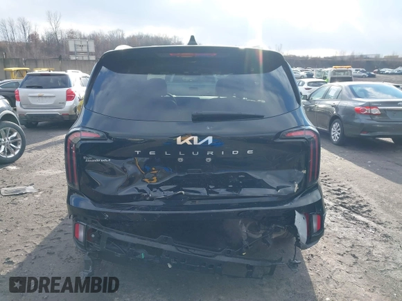 2024 Kia Telluride SX Prestige X-Pro with VIN 5XYP5DGC9RG508532, listed as a IAAI auction lot 41055717 with 4,808 mi miles and . Bid and sale history available at DreamBid. Image 16.