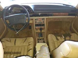 1988 Mercedes-Benz 560 с VIN WDBCA39D9JA414664, выставлен на аукционе Copart как лот 60161275 с пробегом Не указан миль и Чистый • Clean title. История ставок и продаж доступна на DreamBid. Изображение 8.