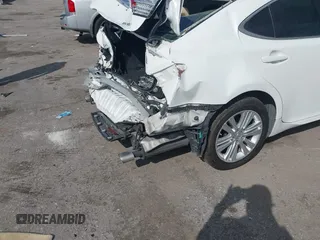 2014 Lexus ES 350 with VIN JTHBK1GG2E2092248, listed as a IAAI auction lot 41589999 with 170,808 mi miles. Bid and sale history available at carsss.com. Image 20.