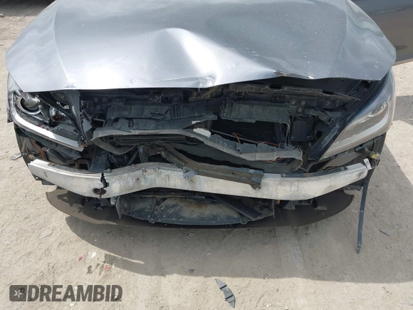 2016 Hyundai Genesis 3.8L with VIN KMHGN4JE1GU135505, listed as a IAAI auction lot 42085056 with 61,611 mi miles and . Bid and sale history available at DreamBid. Image 6.
