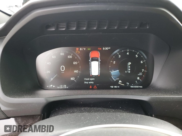 2017 Volvo XC90 Momentum with VIN YV4A22PK3H1165058, listed as a Copart auction lot 61072965 with 131,178 mi miles and Salvage title. Bid and sale history available at DreamBid. Image 9.