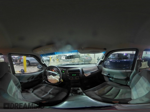 2005 Ford Explorer Sport Trac XLS с VIN 1FMZU77KX5UB67697, выставлен на аукционе Copart как лот 45185175 с пробегом 131 572 миль миль и На запчасти • Non repairable. История ставок и продаж доступна на DreamBid. Изображение 14.