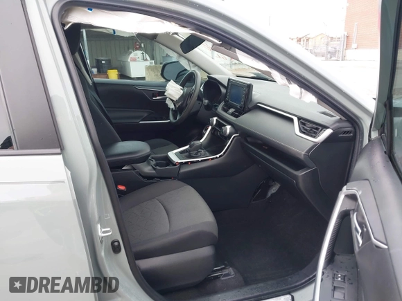2021 Toyota RAV4 XLE with VIN 2T3P1RFV6MW216410, listed as a IAAI auction lot 42474822 with 37,503 mi miles and . Bid and sale history available at DreamBid. Image 5.