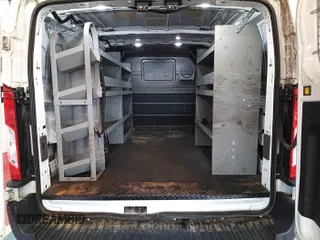 2020 Ford Transit z VIN 1FTBR1YG6LKA35821, wystawiony jako IAAI lot #42727394 z przebiegiem 86 896 mil mil oraz . Historia ofert i sprzedaży dostępna na DreamBid. Obrazek 9.