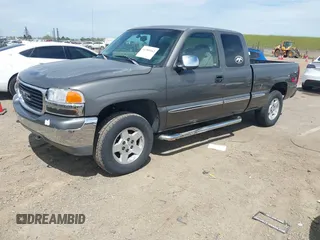 1999 GMC New Sierra 1500 SLE with VIN 2GTEK19T4X1515262, listed as a IAAI auction lot 41985162 with 344,021 mi miles. Bid and sale history available at carsss.com. Image 2.