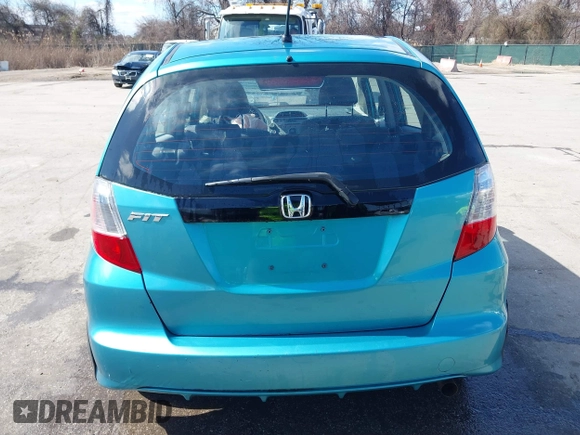 2012 Honda Fit с VIN JHMGE8H33CC009807, выставлен на аукционе IAAI как лот 41814176 с пробегом 88 612 миль миль и . История ставок и продаж доступна на DreamBid. Изображение 16.