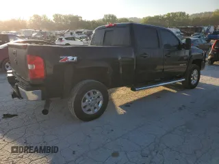 2013 Chevrolet Silverado 3500HD LT with VIN 1GC4K0C82DF134413, listed as a Copart auction lot 72710064 with 268,554 mi miles and Salvage Title. Bid and sale history available at carsss.com. Image 3.