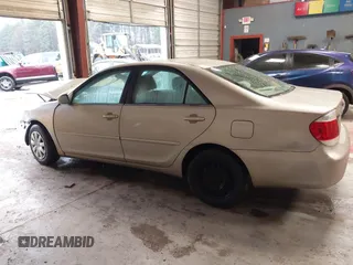 2006 Toyota Camry STD with VIN 4T1BE32K06U152044, listed as a IAAI auction lot 41578843 with 224,492 mi miles. Bid and sale history available at carsss.com. Image 15.