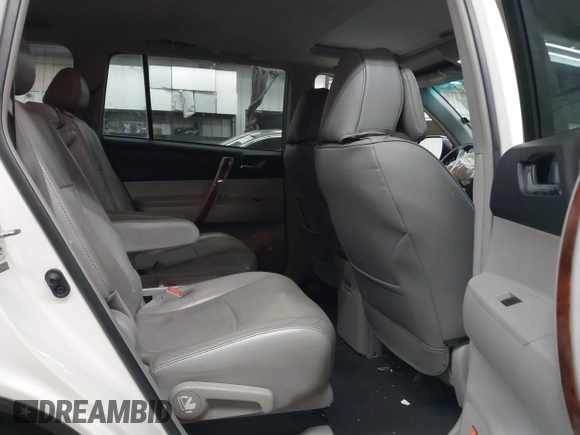 2012 Toyota Highlander Limited with VIN 5TDDK3EH3CS153436, listed as a IAAI auction lot 42574885 with Not provided miles and . Bid and sale history available at DreamBid. Image 8.
