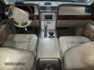 2004 Lincoln Navigator Luxury with VIN 5LMFU28R74LJ40461, listed as a Copart auction lot 86519864 with 287,264 mi miles and Salvage Title. Bid and sale history available at carsss.com. Image 8.