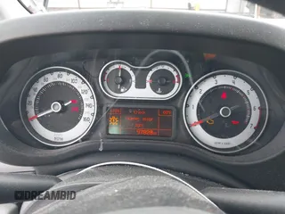 2014 FIAT 500L Easy с VIN ZFBCFABH0EZ026995, выставлен на аукционе IAAI как лот 42128753 с пробегом 97 828 миль миль и . История ставок и продаж доступна на DreamBid. Изображение 7.